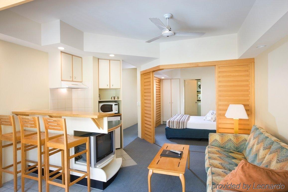 Aparthotel Mantra French Quarter 4*